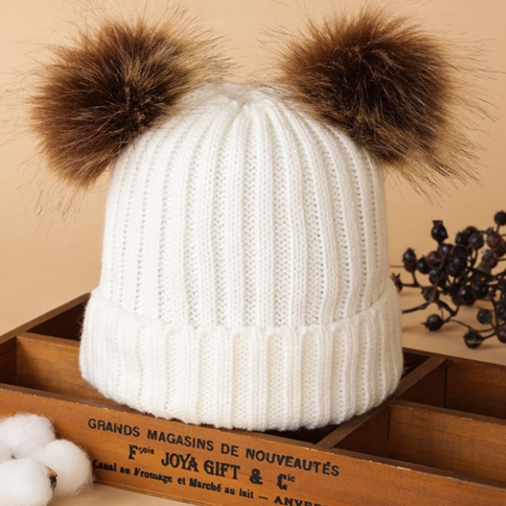 “Give me puffs” hat